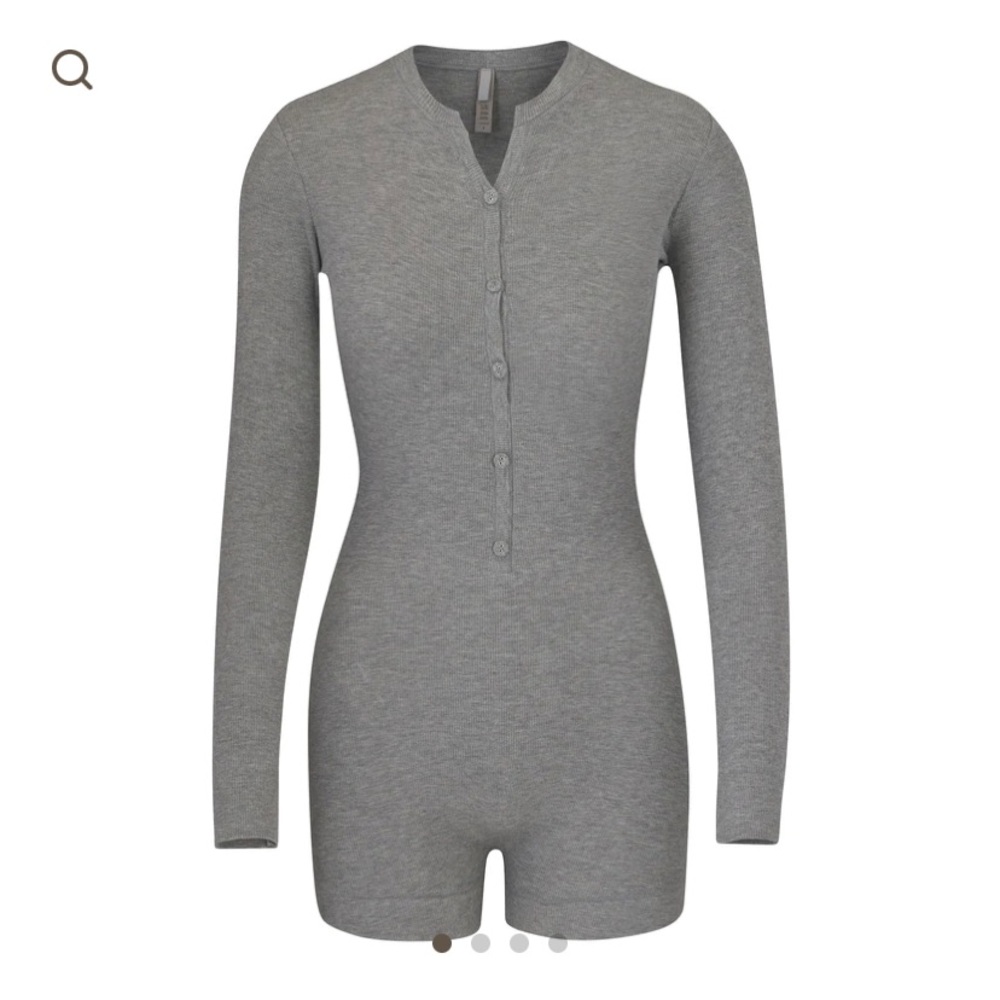 Skims Soft Lounge Long Sleeve Henley